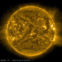 Latest image from SDO AIA 171A