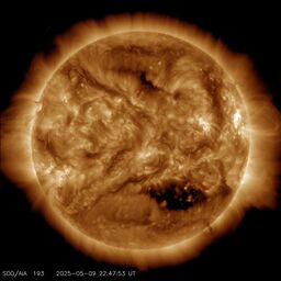 Latest image from SDO AIA 193A