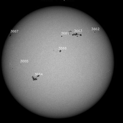 Latest image from SDO HMI Sunspots